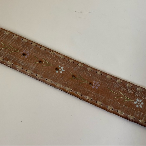 Anthropologie Streets Ahead Leather Floral Belt - Picture 5 of 5